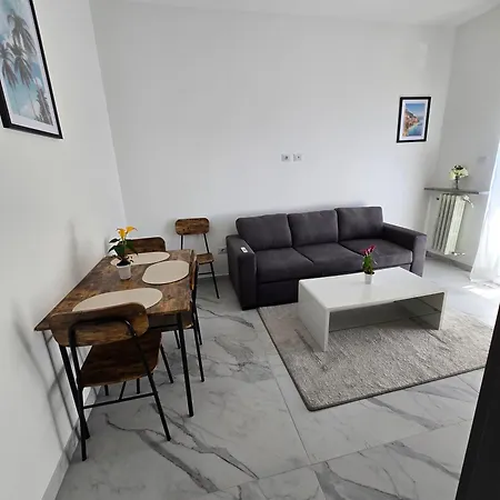 House Dudu